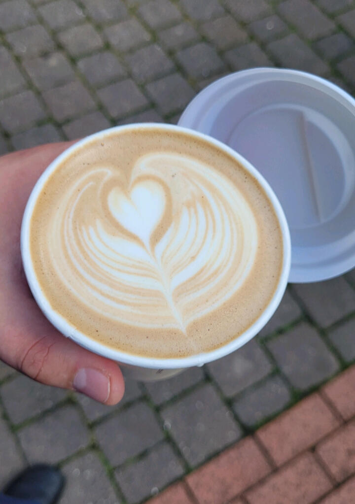 cafe latte on scrollbites